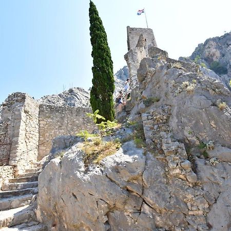 Apartment Mandic Omiš Kültér fotó