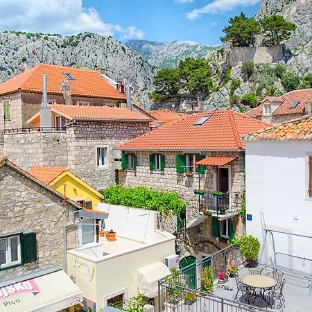 Apartment Mandic Omiš Kültér fotó