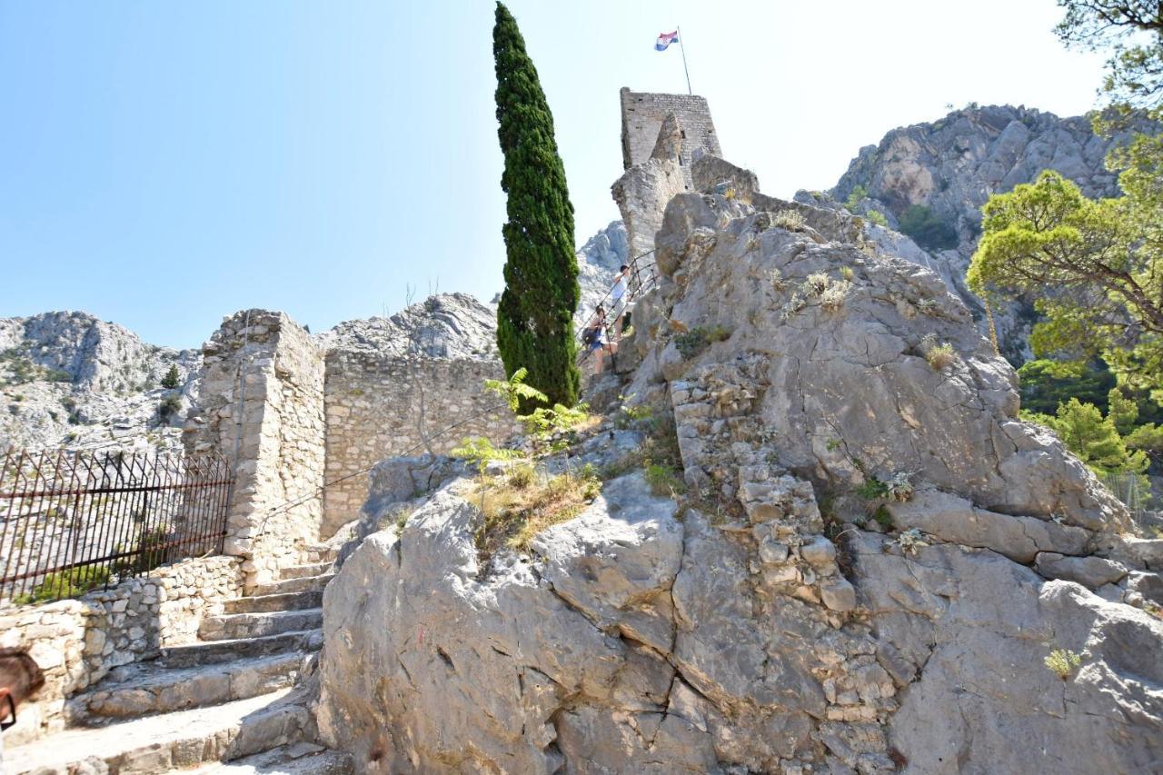 Apartment Mandic Omiš Kültér fotó
