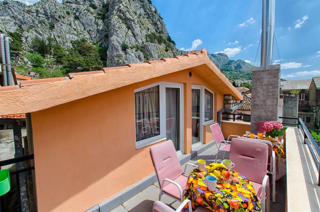 Apartment Mandic Omiš Kültér fotó