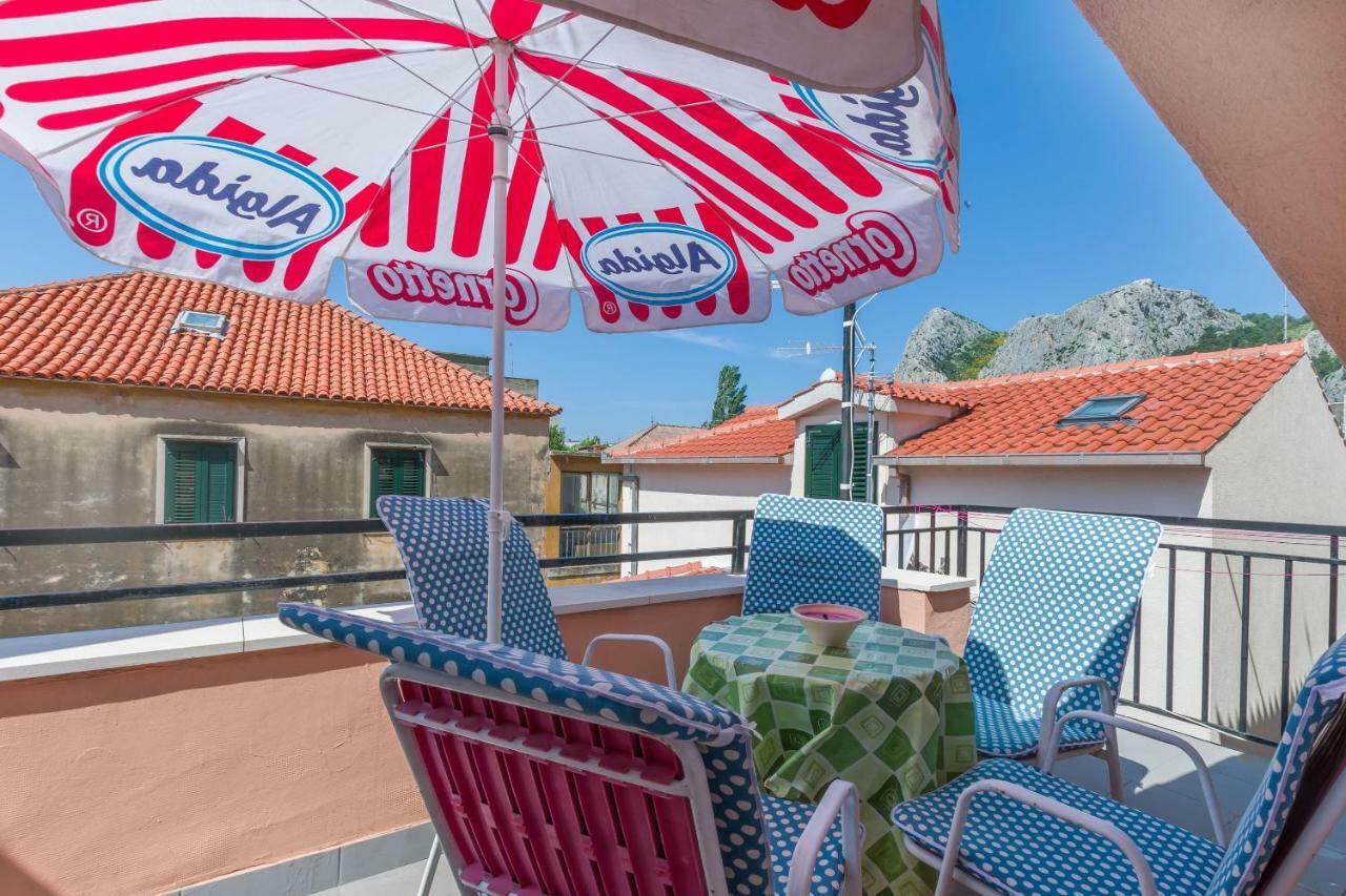 Apartment Mandic Omiš Kültér fotó